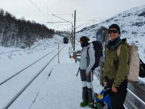 Ski og tog i Raundalen